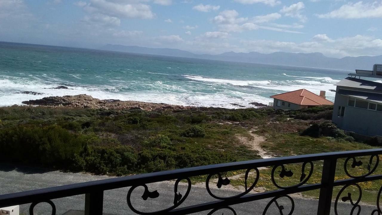 Wave Dancer Bed & Breakfast Gansbaai Dış mekan fotoğraf